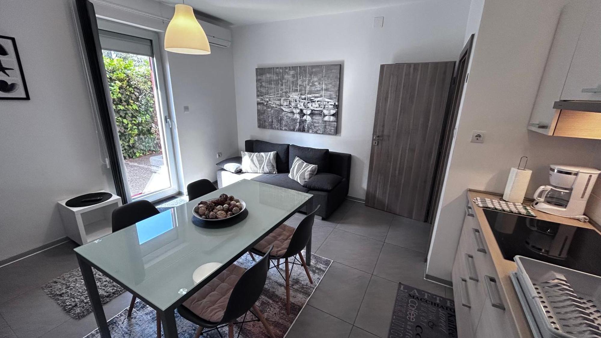 Ivni Apartmani Novigrad  Ngoại thất bức ảnh