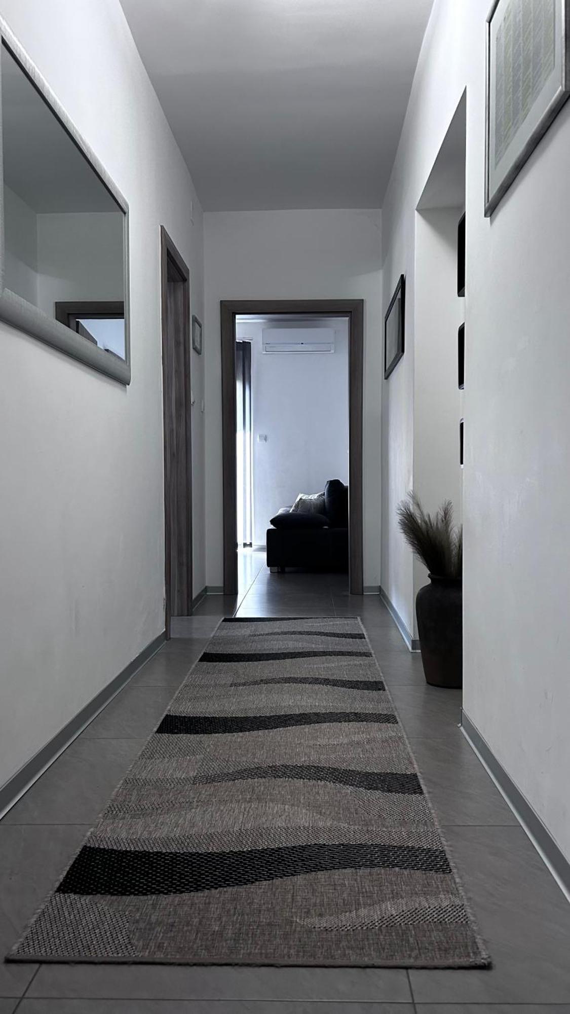 Ivni Apartmani Novigrad  Ngoại thất bức ảnh